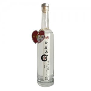 臥龍泉品鑒酒