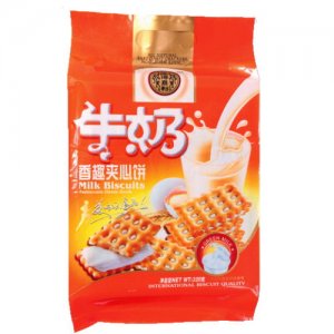 應(yīng)得利牛奶香趣夾心餅320克