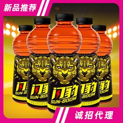 閃豹?；撬峒訌?qiáng)型維生素果味飲料（瓶子）