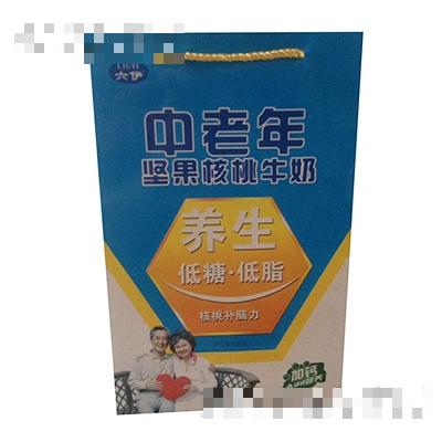 六伊中老年堅(jiān)果核桃禮品袋