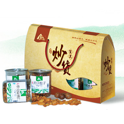 堅(jiān)果炒貨禮盒易拉罐裝8罐.jpg