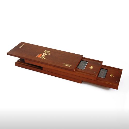 貢潤(rùn)祥茗山易武古樹(shù)春生茶膏96g2.png
